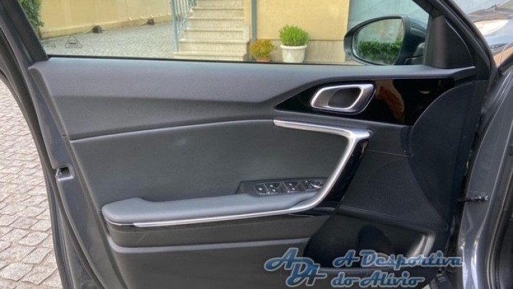 Kia Ceed SW PROCEED 1.0 T-GDI GT LINE