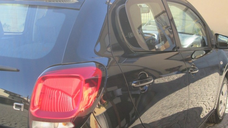 Citro&euml;n C1 1.0 VTI FEEL