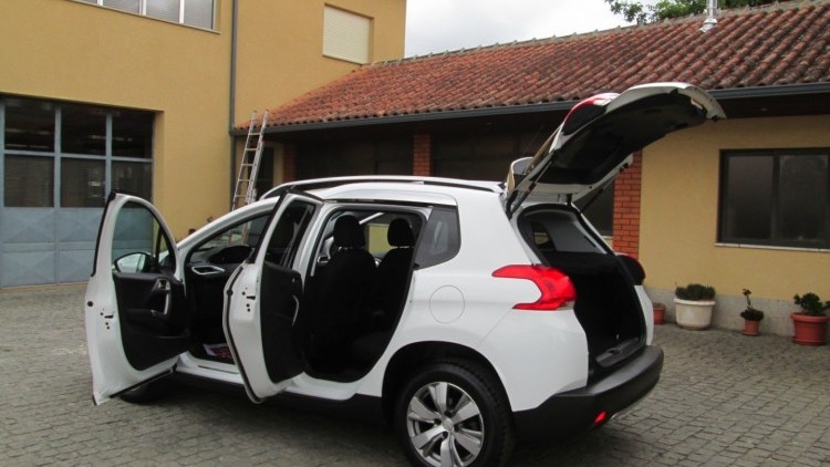 Peugeot 2008 1.6 BlueHDI " STYLE "