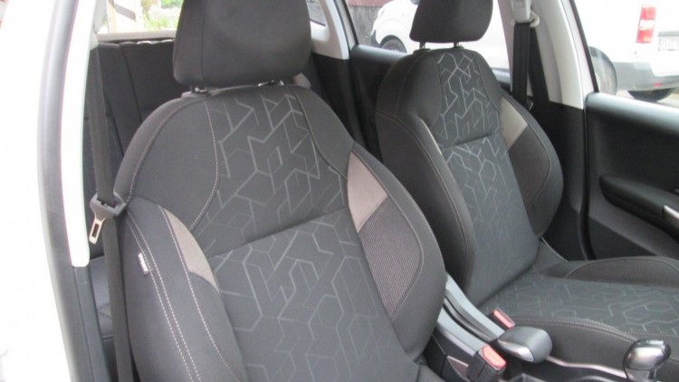 Peugeot 2008 1.6 BlueHDI " STYLE "