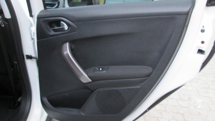 Peugeot 2008 1.6 BlueHDI " STYLE "