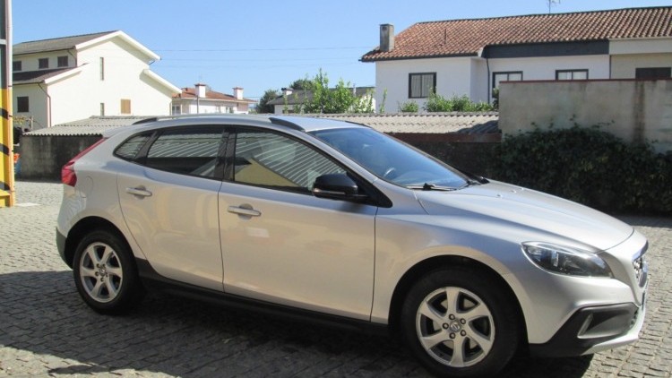 Volvo V40 Cross Country 1.6 D2 Momentum