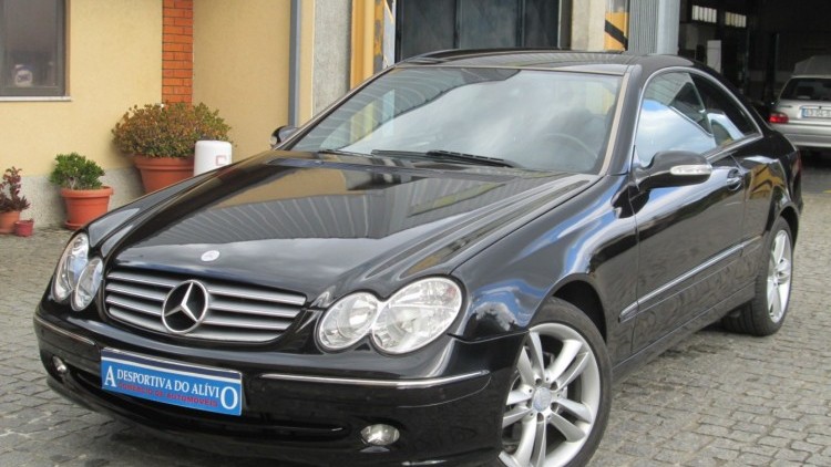 Mercedes-Benz Classe CLK 220 CDI AVANTGARDE