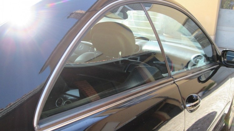 Mercedes-Benz Classe CLK 220 CDI AVANTGARDE