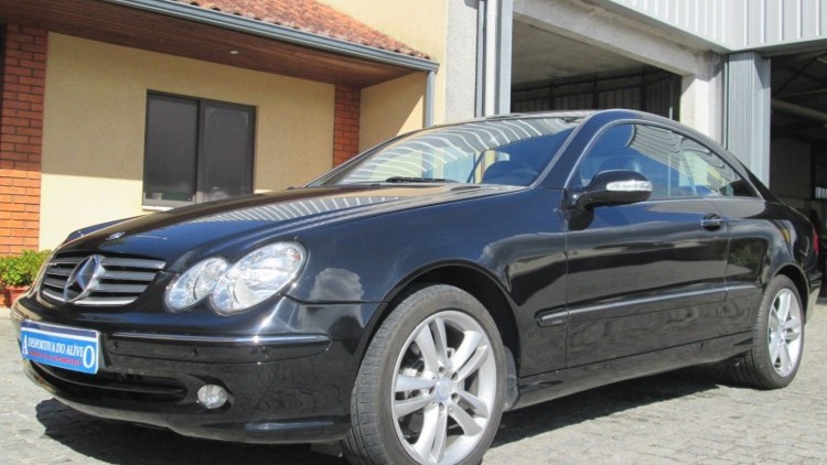 Mercedes-Benz Classe CLK 220 CDI AVANTGARDE