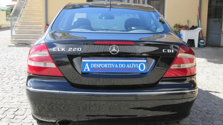 Mercedes-Benz Classe CLK 220 CDI AVANTGARDE