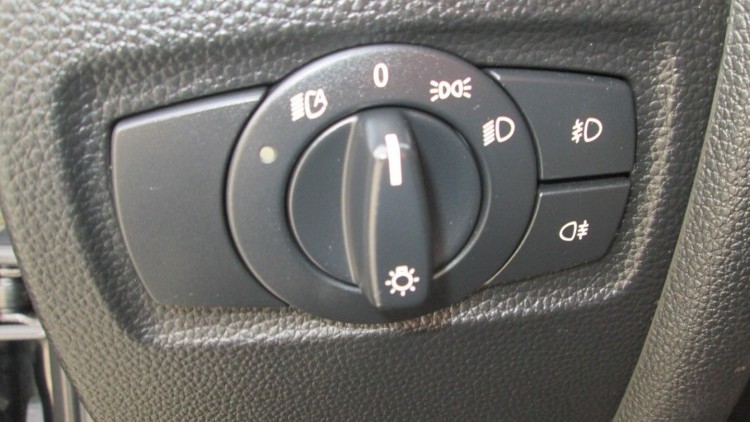 BMW S&eacute;rie 1 - 118 D PACK-M