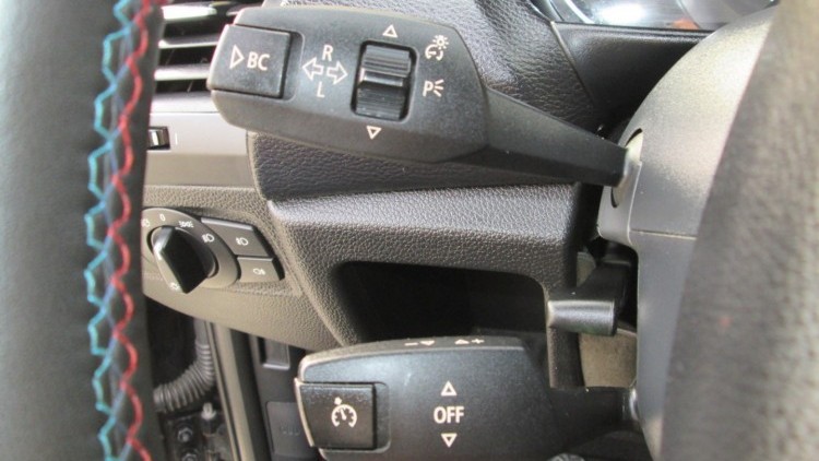 BMW S&eacute;rie 1 - 118 D PACK-M
