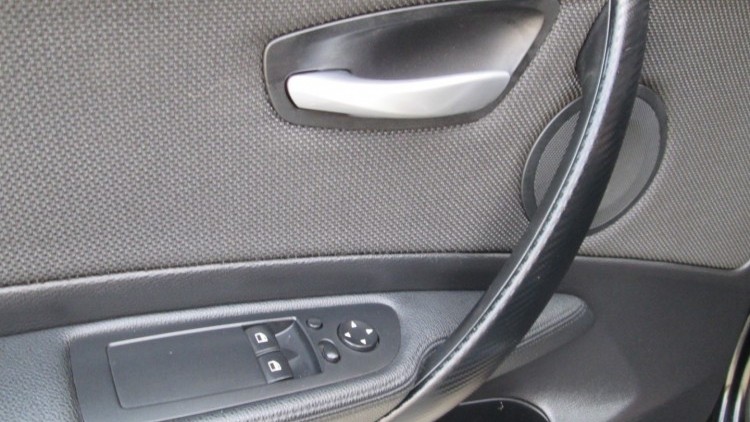 BMW S&eacute;rie 1 - 118 D PACK-M
