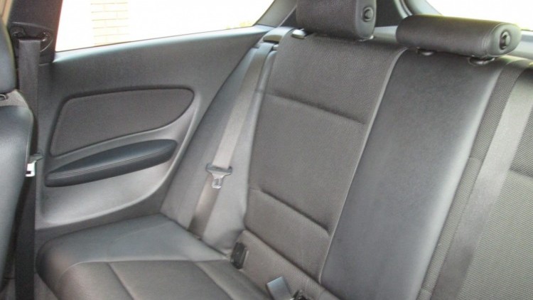 BMW S&eacute;rie 1 - 118 D PACK-M