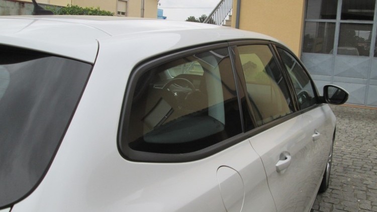 Peugeot 308 SW 1.6 BLUEHDI ALLURE 120CV
