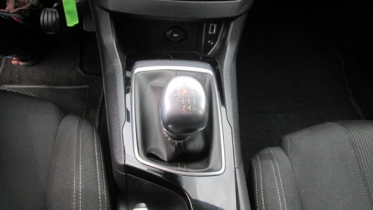 Peugeot 308 SW 1.6 BLUEHDI ALLURE 120CV
