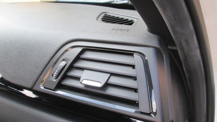 BMW S&eacute;rie 3 - 320 D Touring AUTO Pack-M