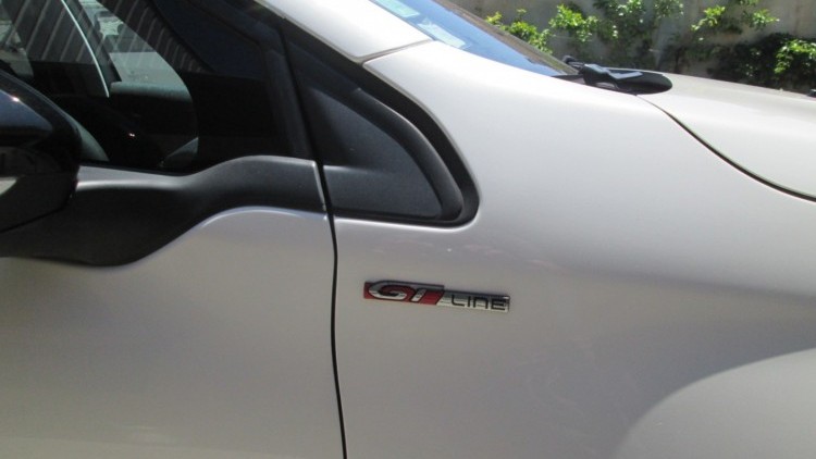 Peugeot 2008 1.6 BlueHDI " GT LINE "