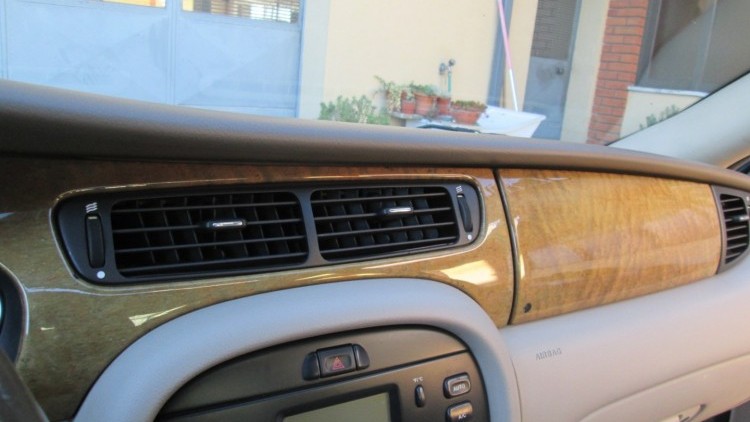 Jaguar X-Type 2.0 V6