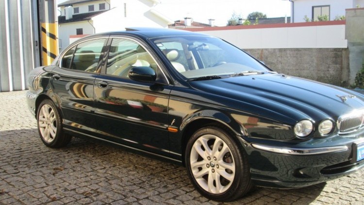 Jaguar X-Type 2.0 V6