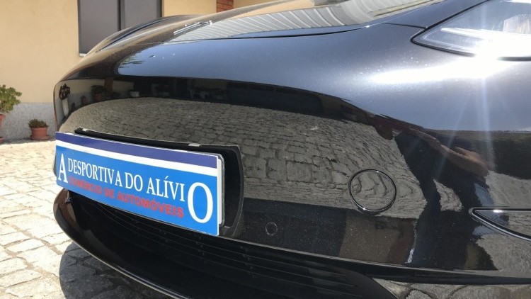 Tesla MODEL 3 Standard Range Plus RWD