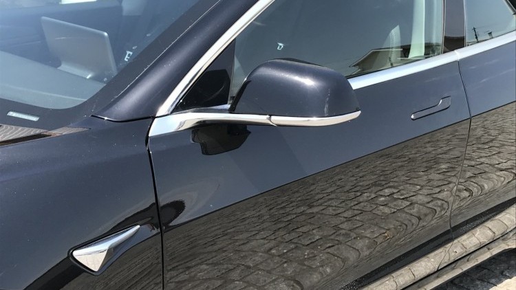 Tesla MODEL 3 Standard Range Plus RWD