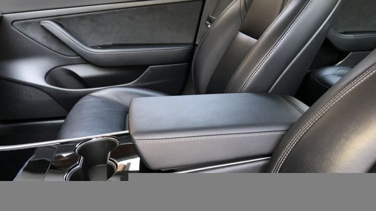 Tesla MODEL 3 Standard Range Plus RWD