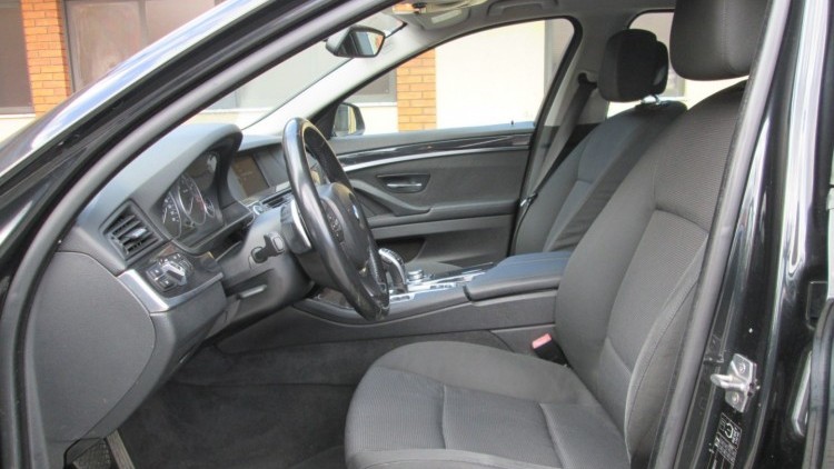 BMW S&eacute;rie 5 - 520 D LUXURY Auto
