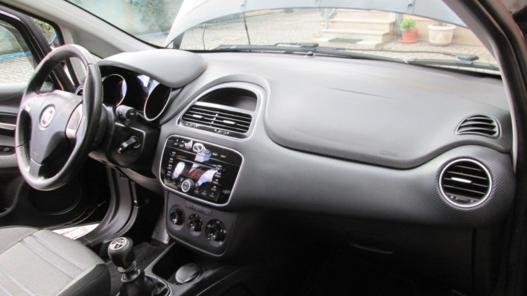 Fiat Punto EVO 1.2i " DYNAMIC S&S "