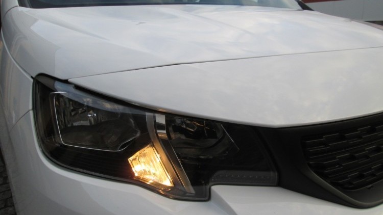 Peugeot Partner 1.6 BlueHdi 3 Lug CarPlay