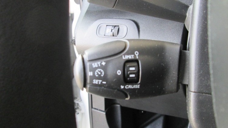 Peugeot Partner 1.6 BlueHdi 3 Lug CarPlay