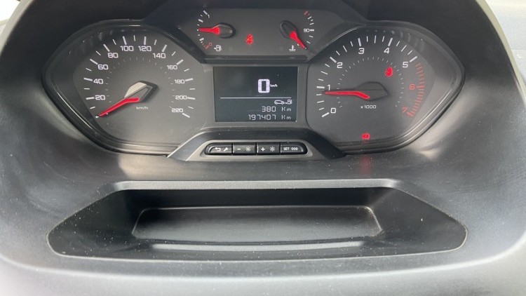Peugeot Partner 1.6 BlueHdi 3 Lug Gripe Control