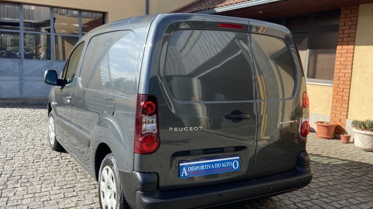 Peugeot Partner 1.6 Hdi 3 Lug GPS + 100 CV