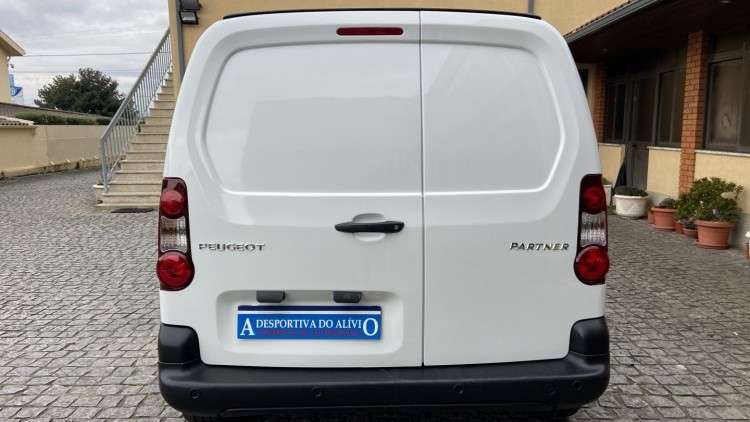 Peugeot Partner 1.6 Hdi 100cv GPS 3-LUG.