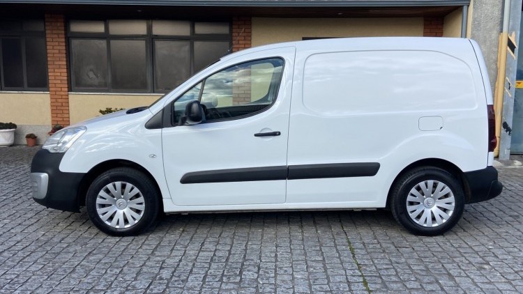 Citro&euml;n Berlingo 1.6 HDI 100 CV GPS + Camara