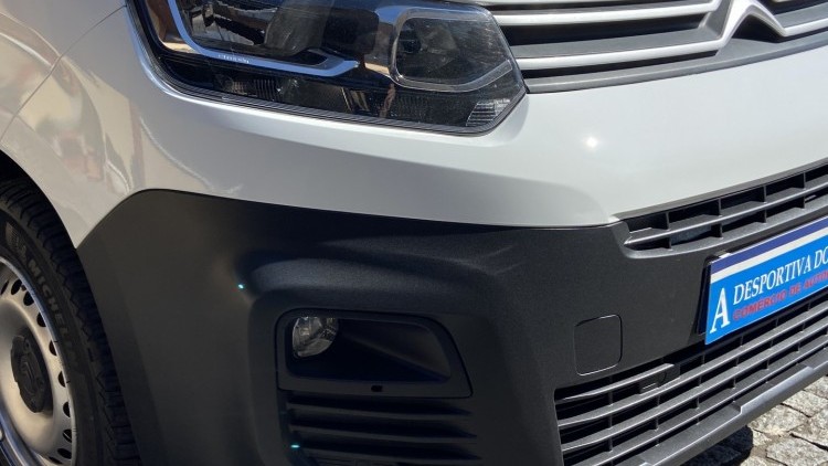 Citro&euml;n Berlingo 1.6 HDI 100 cv CarPlay e C&acirc;mara