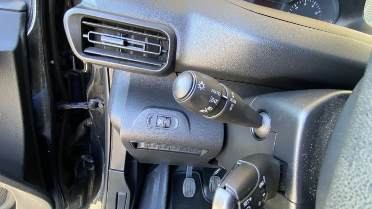 Peugeot Partner 1.6 Hdi 100cv L2 Premium CarPlay