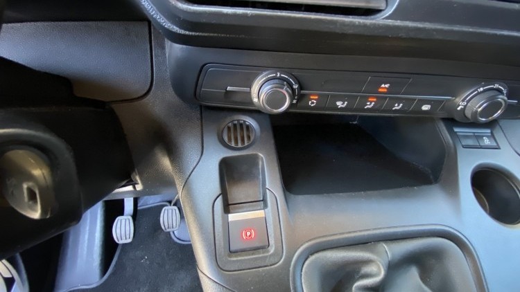 Peugeot Partner 1.6 Hdi 100cv L2 Premium CarPlay