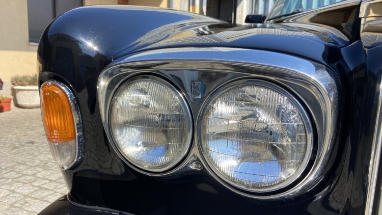 Rolls Royce Corniche CONVERTIBLE