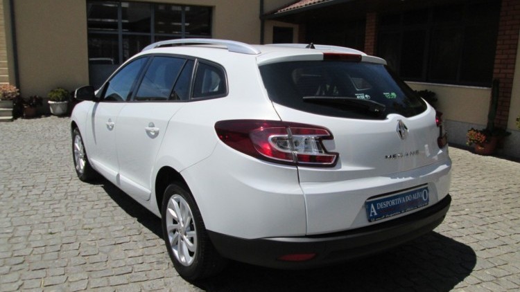 Renault M&eacute;gane Sport Tourer 1.5 DCI DYNAMIQUE - S