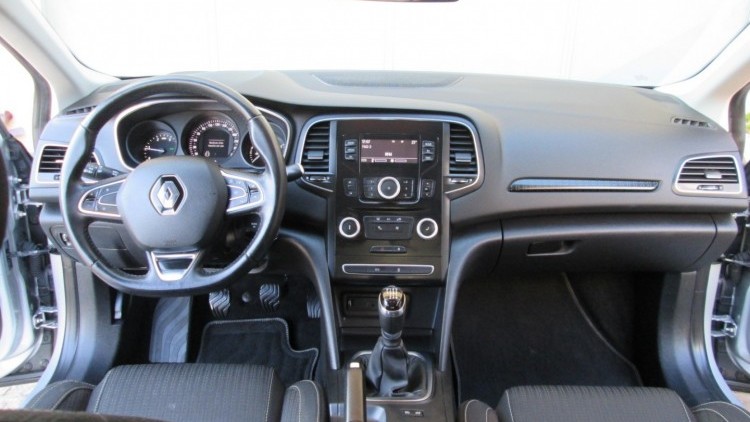 Renault M&eacute;gane 1.5 DCI ZEN +