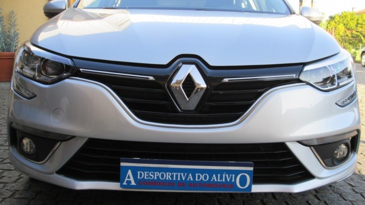 Renault M&eacute;gane 1.5 DCI ZEN +