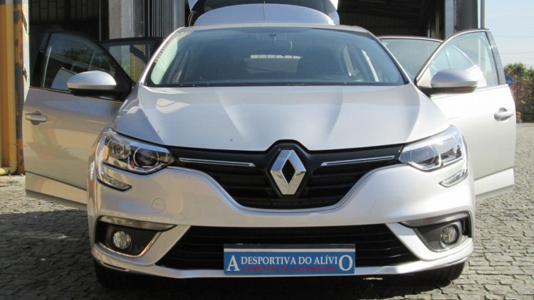 Renault M&eacute;gane 1.5 DCI ZEN +